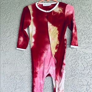 GUC 12-18m baby Goosebumps Dark Red, Tan & Pink Tye Dye One Piece Snap